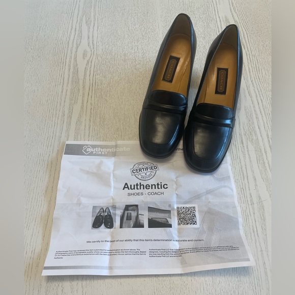 COACH Black Heel Shoes/ Made in Italy Sz 6-pre authenticated - Picture 6 of 6